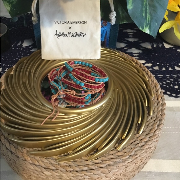 VICTORIA EMERSON CORAL & TURQUOISE   BEAD NATURAL LEATHER WRAP BRACELET/NWOT/34” - Picture 2 of 3